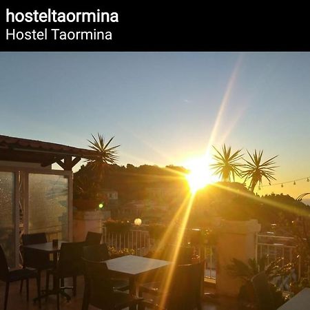 "Little Sicilian Home"-Room With A Private Bathroom & Kitchen -Fridge - And Shared A Beautiful Terrace On Hostel Taormina Center Bagian luar foto