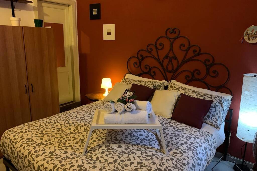 "Little Sicilian Home"-Room With A Private Bathroom & Kitchen -Fridge - And Shared A Beautiful Terrace On Hostel Taormina Center Bagian luar foto