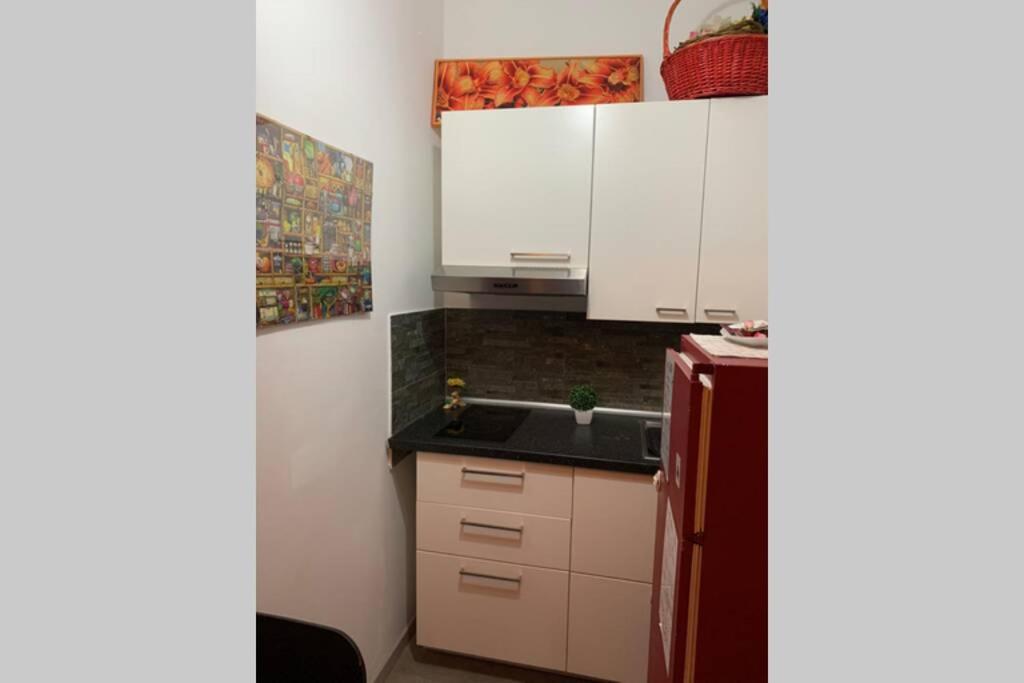 "Little Sicilian Home"-Room With A Private Bathroom & Kitchen -Fridge - And Shared A Beautiful Terrace On Hostel Taormina Center Bagian luar foto
