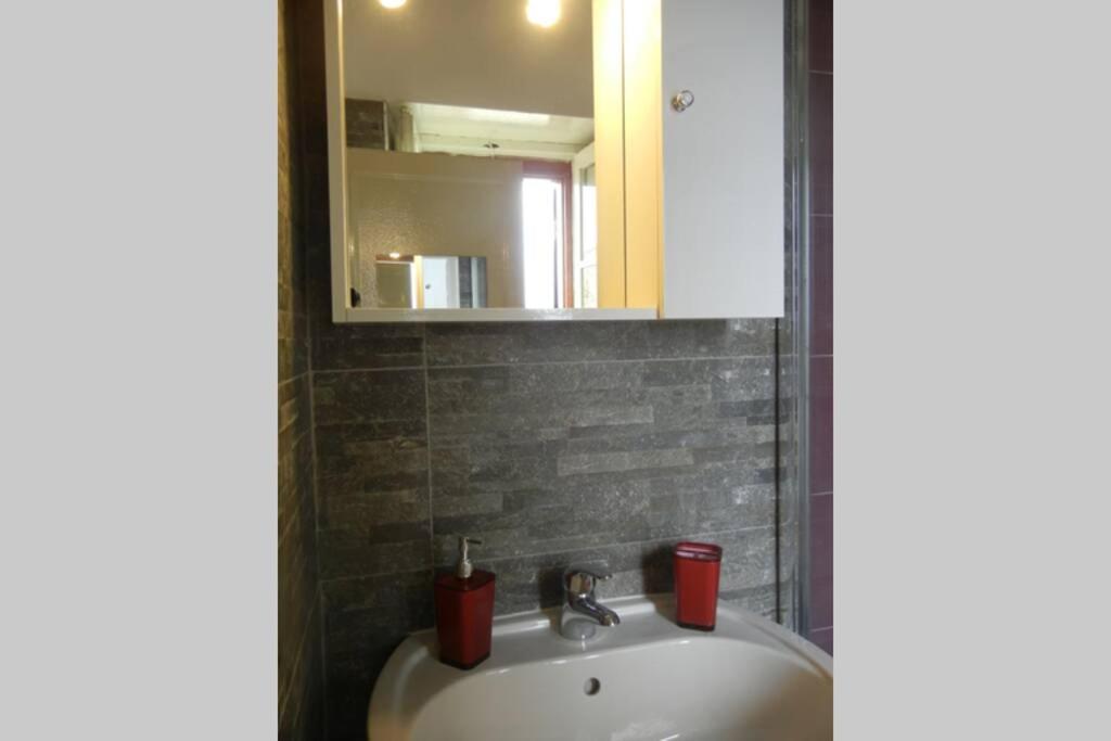 "Little Sicilian Home"-Room With A Private Bathroom & Kitchen -Fridge - And Shared A Beautiful Terrace On Hostel Taormina Center Bagian luar foto