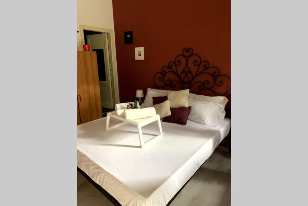 "Little Sicilian Home"-Room With A Private Bathroom & Kitchen -Fridge - And Shared A Beautiful Terrace On Hostel Taormina Center Bagian luar foto